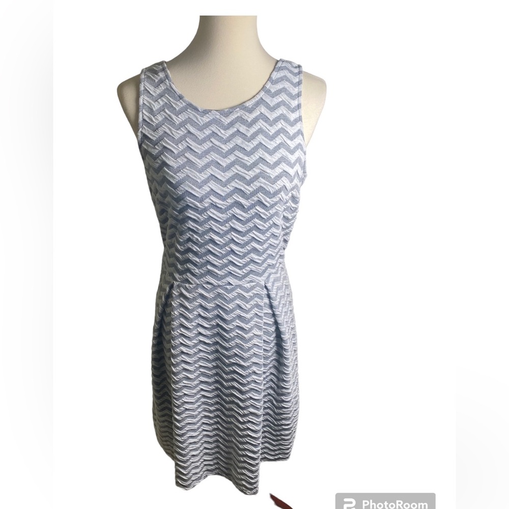41 Hawthorne Zig Zag Dress